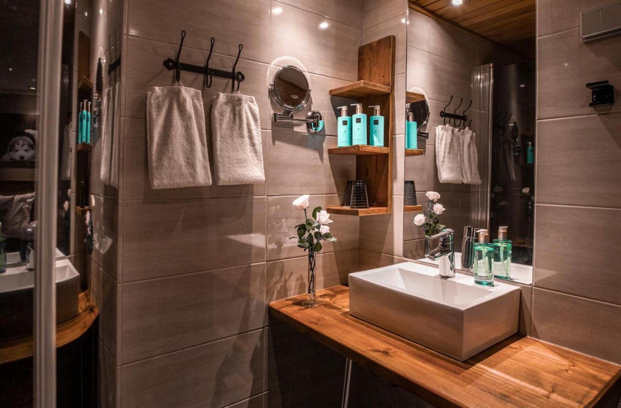 Beana Laponia - Wilderness Boutique Hotel With Safaris Meltaus エクステリア 写真